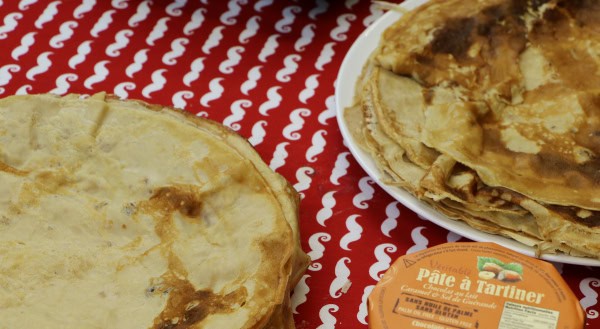 Pancakes with chestnut flour and dried fruit