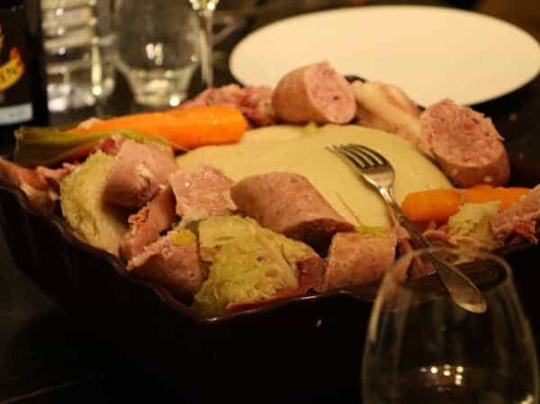 Présentation de la mique avec la viande et les légumes
