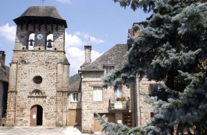 Vue extérieure de la chapelle du Saillant