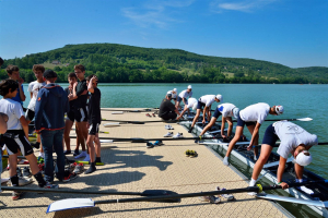 Groupe aviron au lac du causse