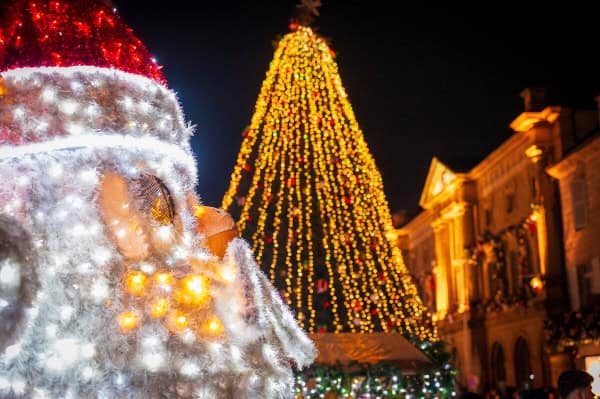 Brive fête Noël avec de belles décorations