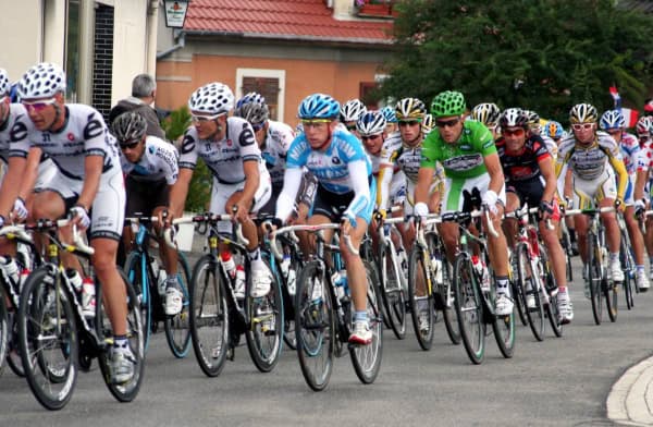 Peloton de cyclistes lors du Tour de France