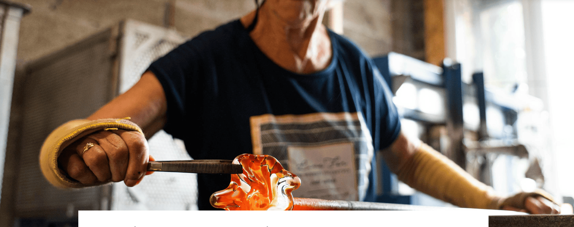 Tirage de pétales d'une fleur en verre